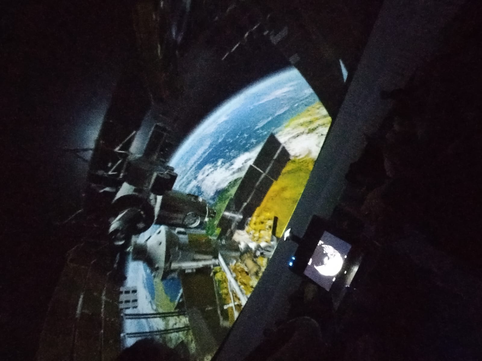 Planetario móvil en Fraga (Huesca)