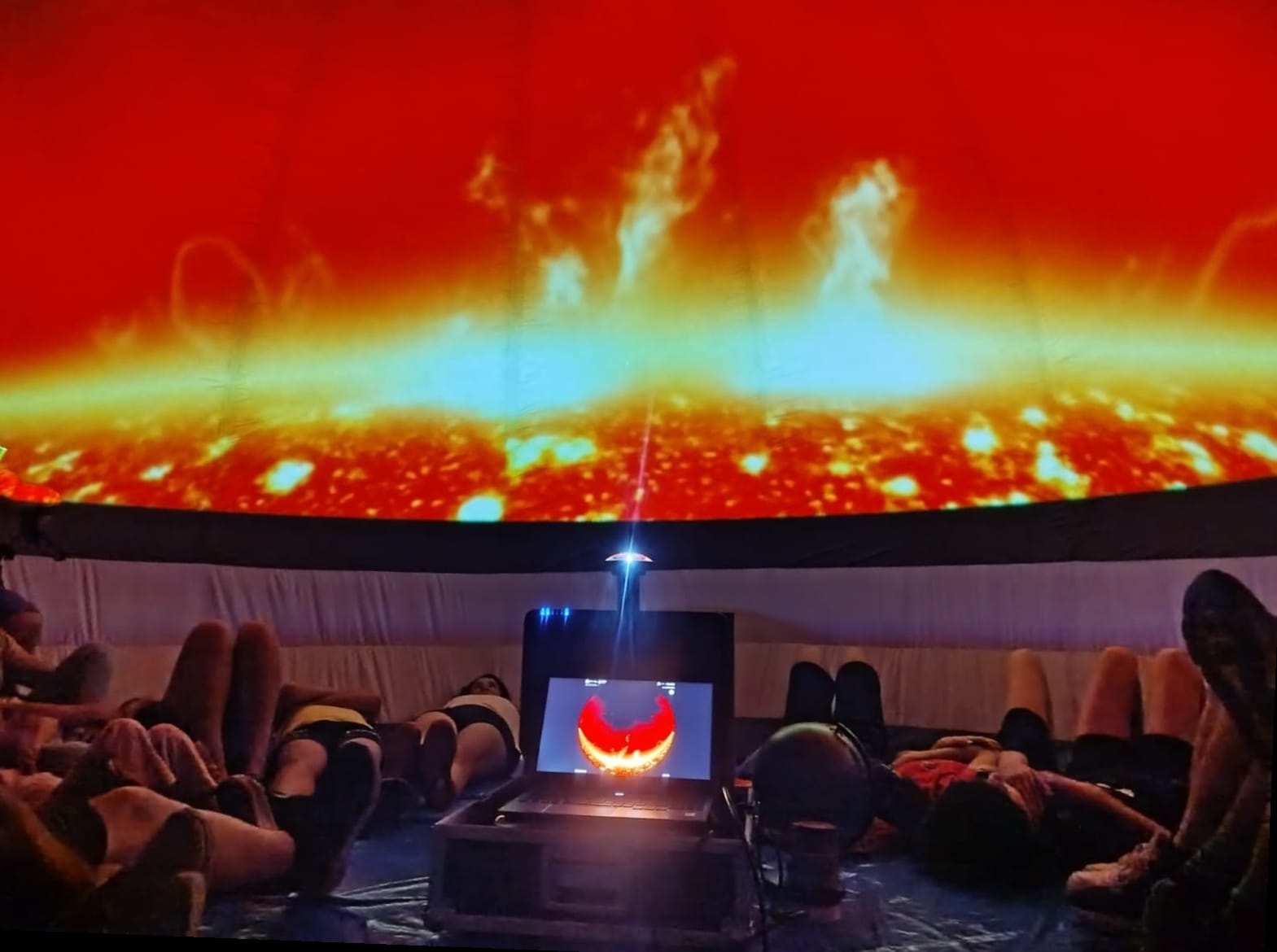 Planetario portátil en Movera (Zaragoza)