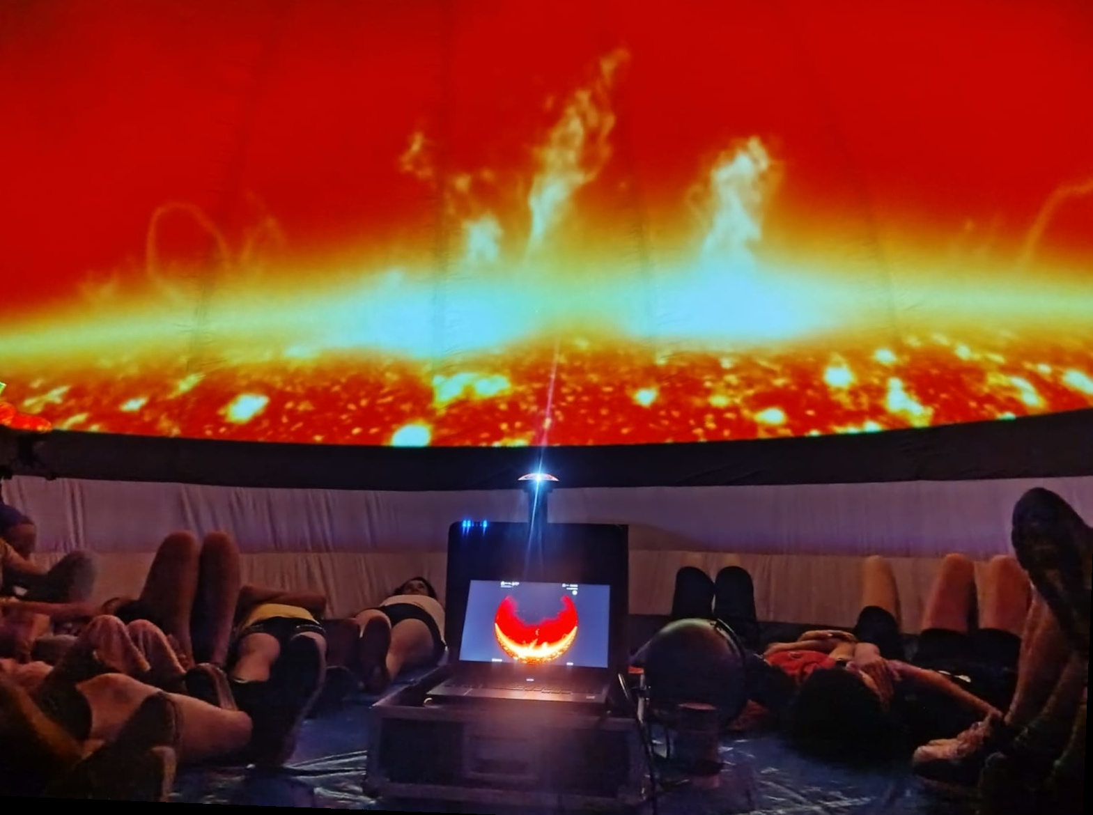 Planetario portátil para colegios